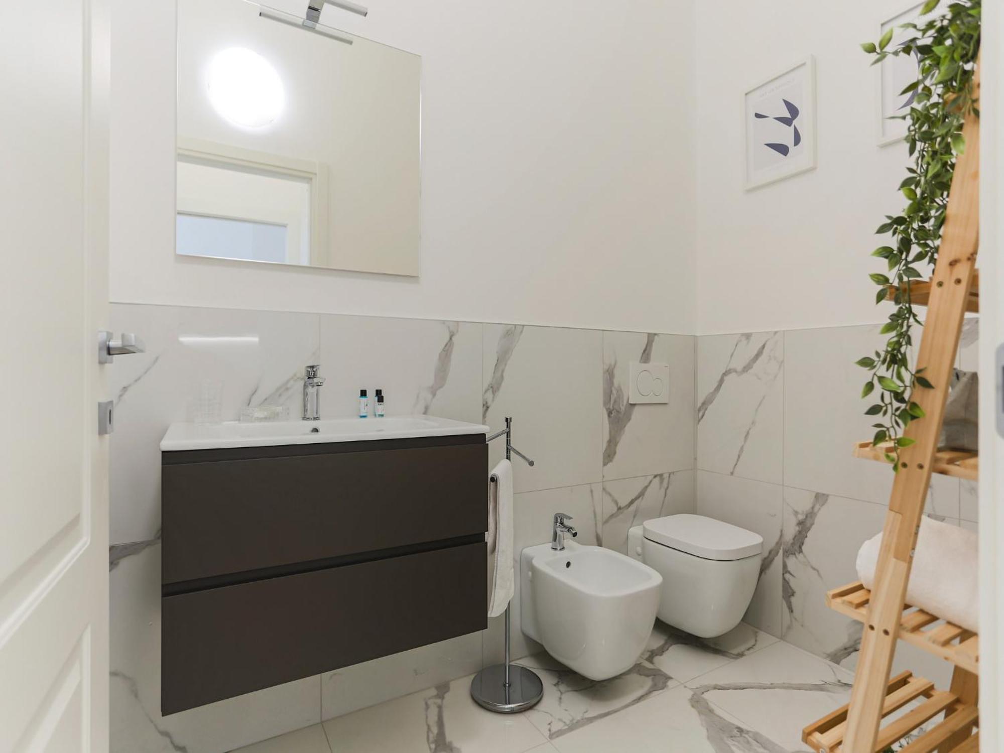 The Best Rent - Modern One Bedroom Apartment In San Babila Milano Dış mekan fotoğraf