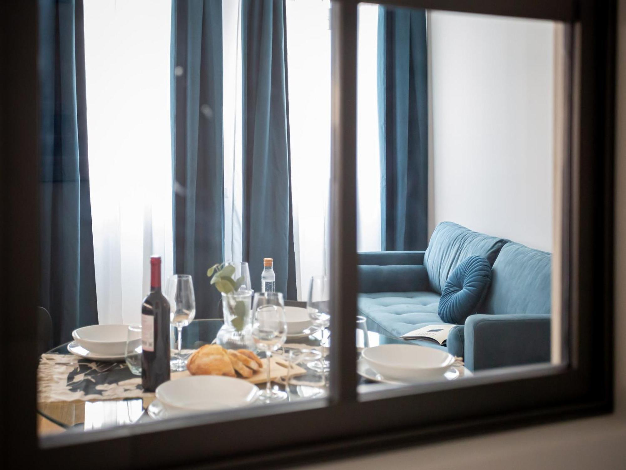 The Best Rent - Modern One Bedroom Apartment In San Babila Milano Dış mekan fotoğraf