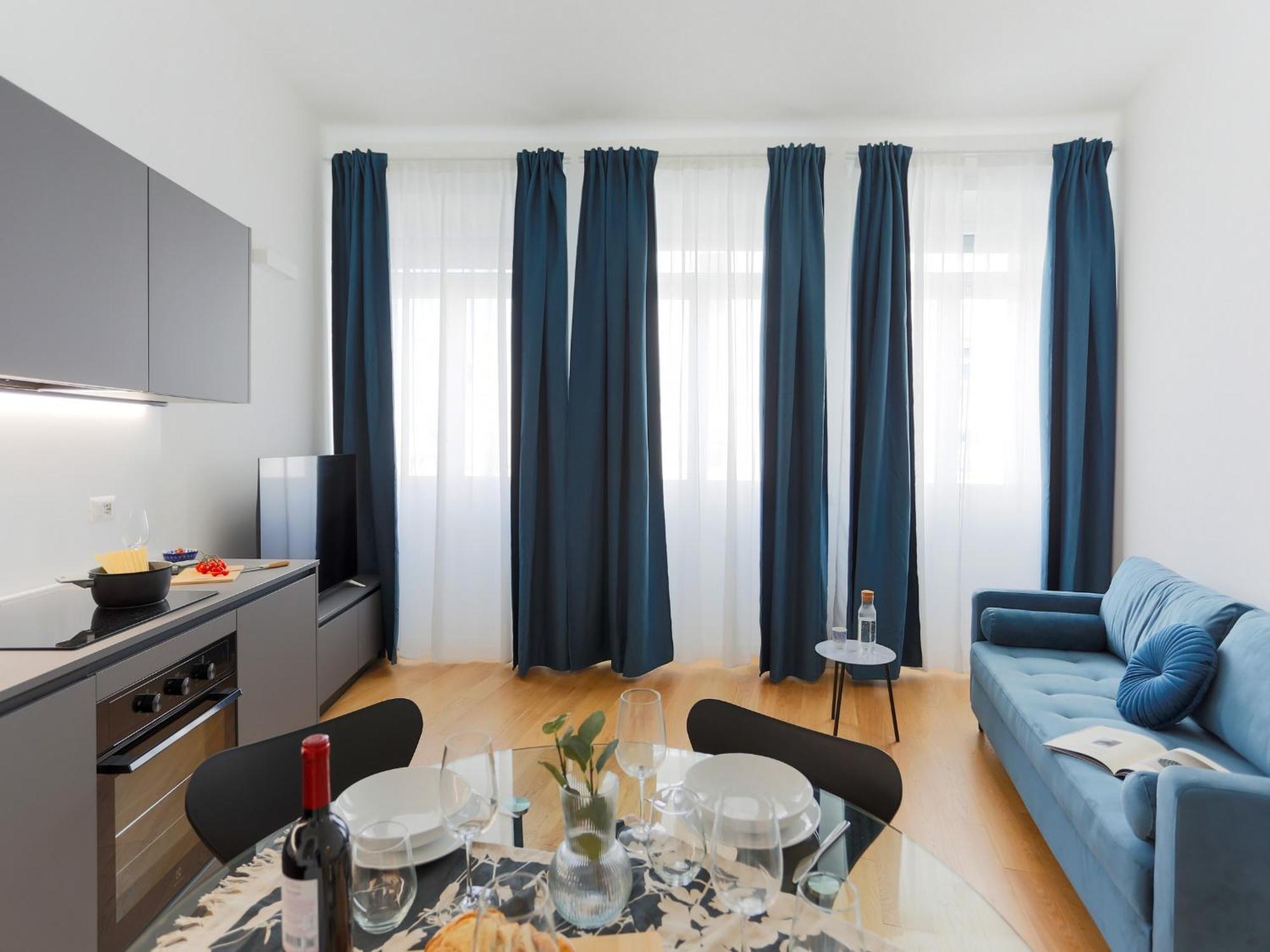 The Best Rent - Modern One Bedroom Apartment In San Babila Milano Dış mekan fotoğraf