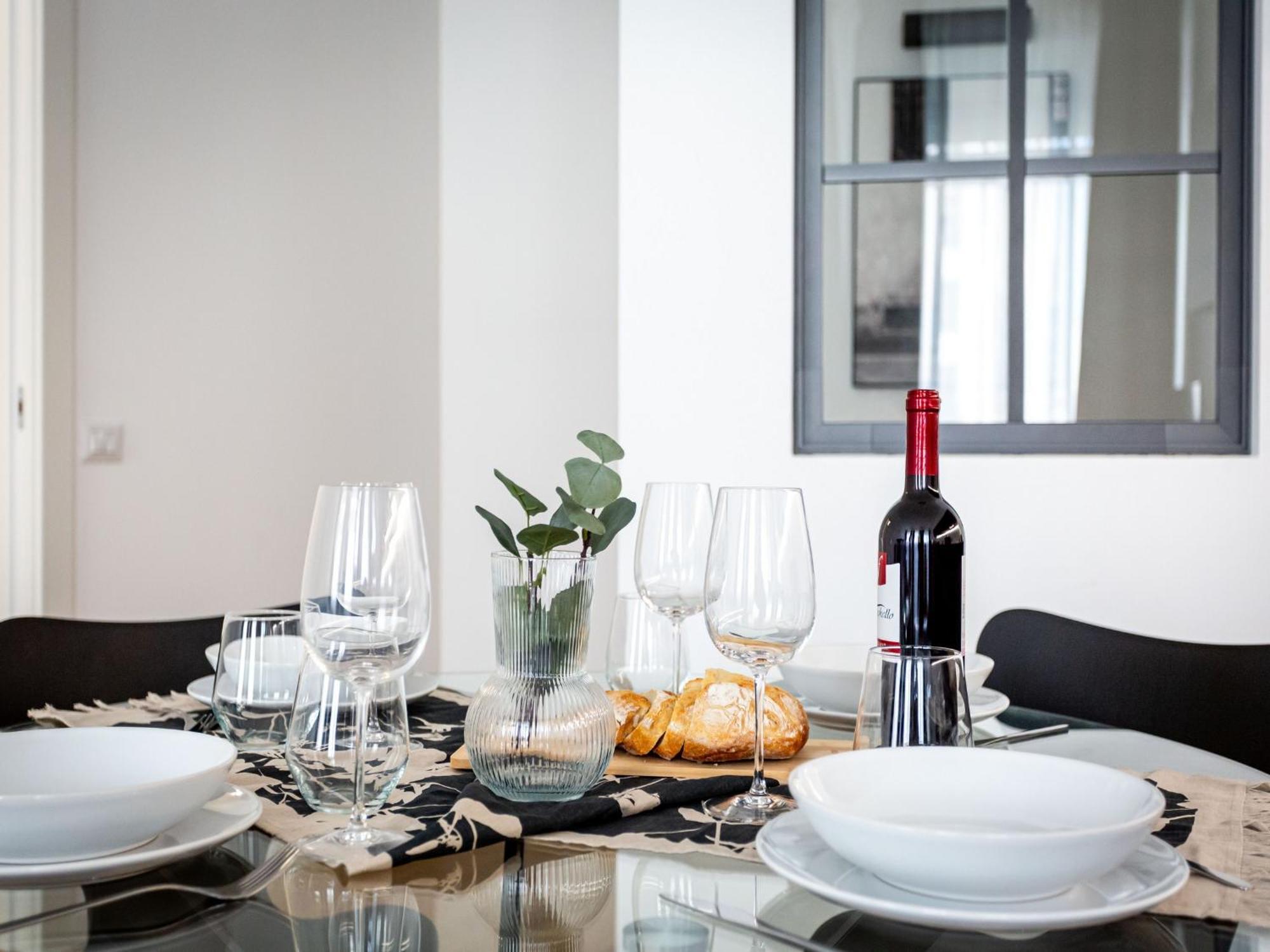 The Best Rent - Modern One Bedroom Apartment In San Babila Milano Dış mekan fotoğraf
