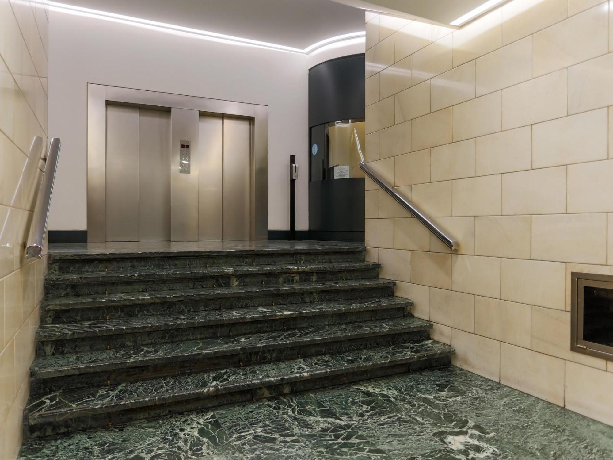 The Best Rent - Modern One Bedroom Apartment In San Babila Milano Dış mekan fotoğraf